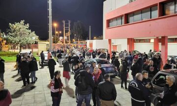 Ολυμπιακός-Παναθηναϊκός: Σε ομηρία στον Ρέντη όλος ο κόσμος (vid)