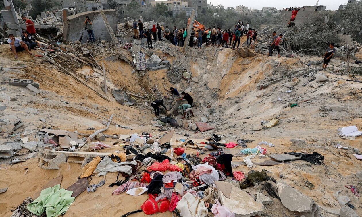 Γάζα: «Στους 17.487 έφτασαν οι νεκροί Παλαιστίνιοι - Το 70% γυναίκες και παιδιά»