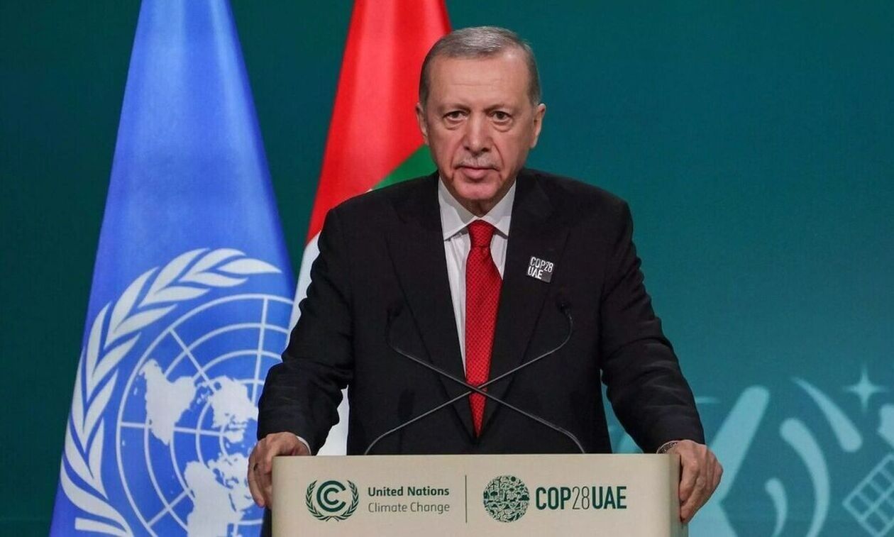 Ο Ερντογάν αποβάλλει από το κόμμα του τον πρόεδρο της Ανκαραγκουτσού