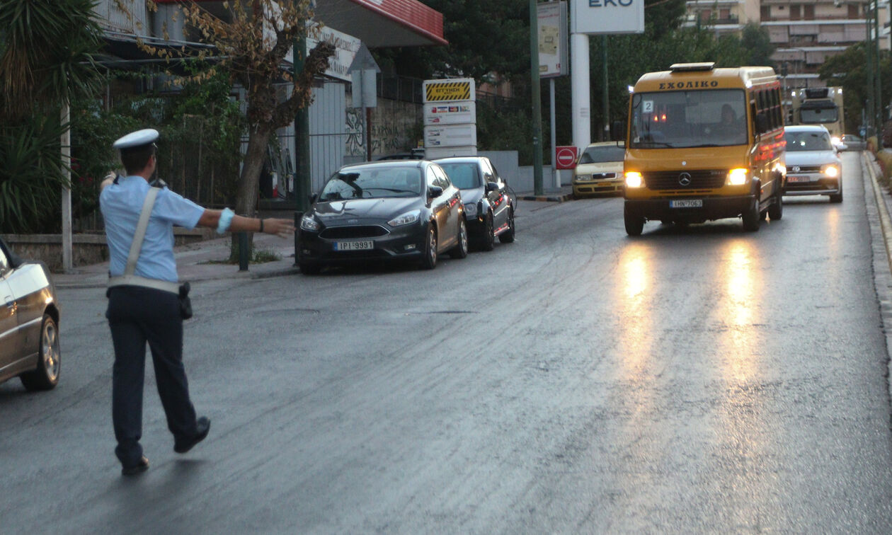 Χριστούγεννα: Τα έκτακτα μέτρα που θα λάβει η τροχαία 