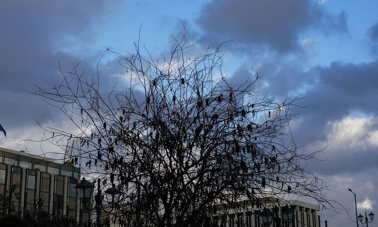 Καιρός: Μικρή πτώση της θερμοκρασίας με αυξημένες νεφώσεις 