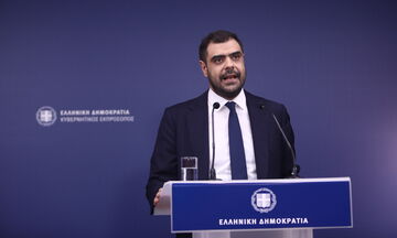 Ανακοινώθηκαν οι αλλαγές στη σύνθεση της κυβέρνησης