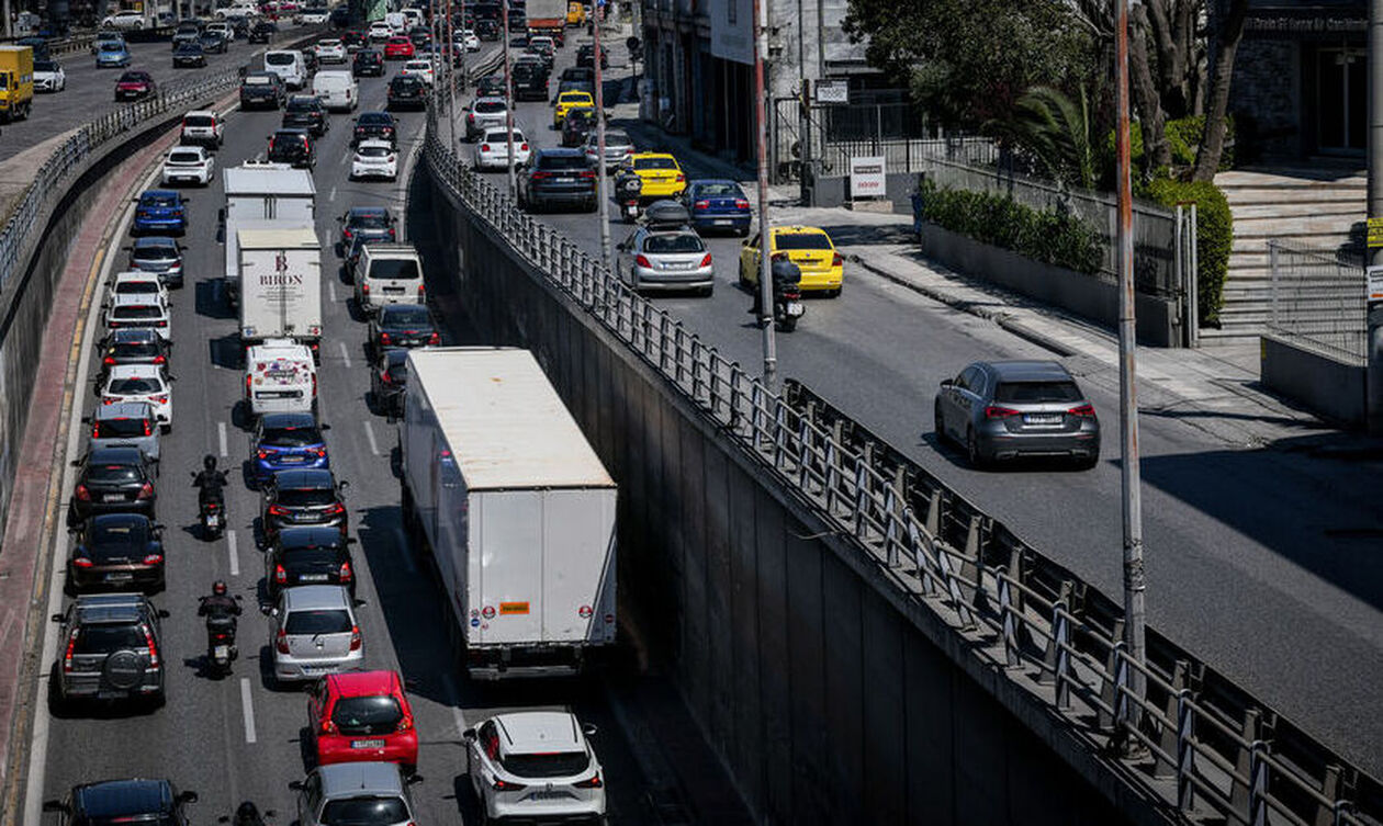 «Έμφραγμα» στον Κηφισό λόγω καραμπόλας