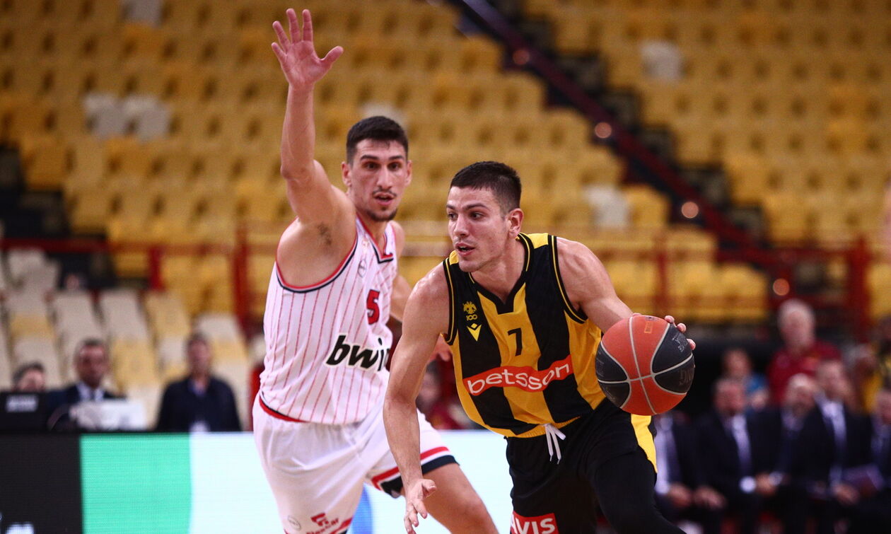 Live Streaming: AEK - Ολυμπιακός (14:45)