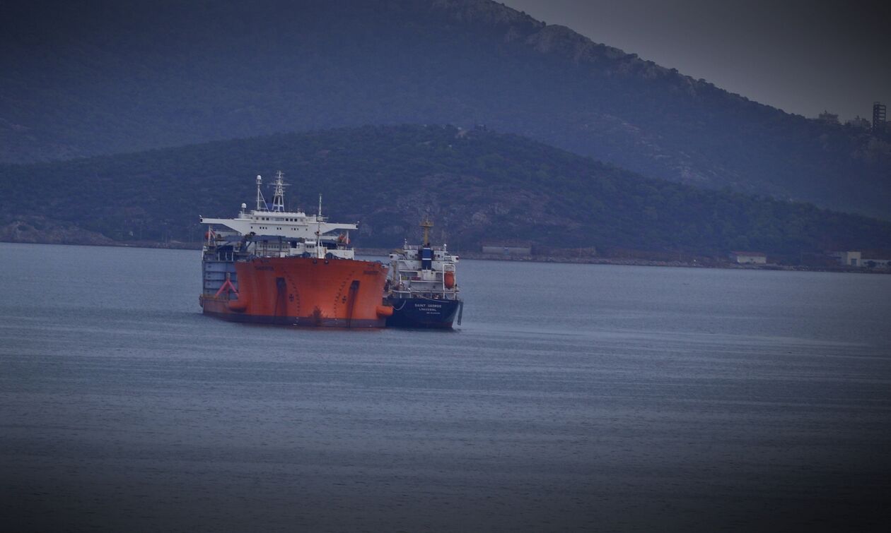 Κόλπος του Ομάν: Ένοπλοι κατέλαβαν δεξαμενόπλοιο ελληνικών συμφερόντων