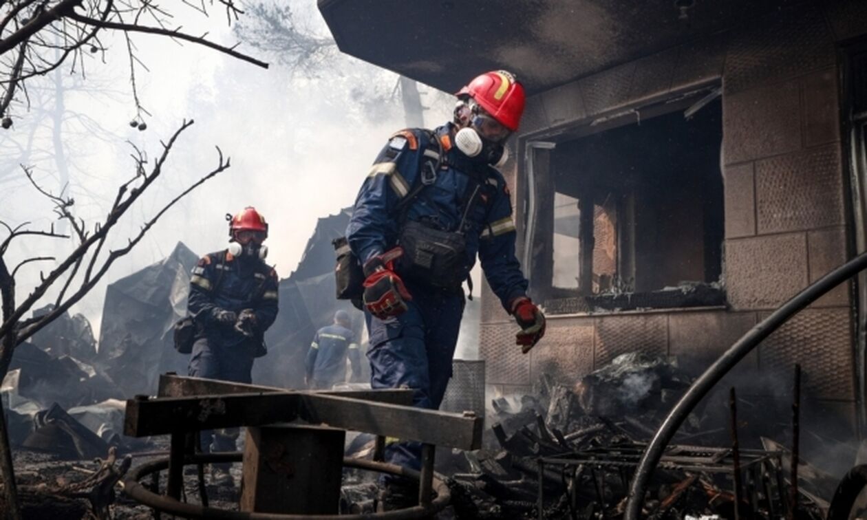 Φωτιά σε εγκαταλελειμμένο σπίτι στα Πατήσια