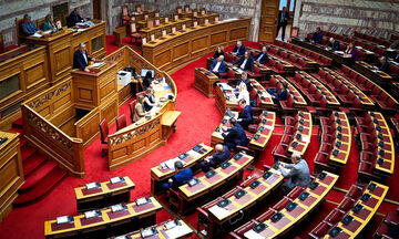 Βουλή: Ψηφίστηκε το νομοσχέδιο του Υπουργείου Παιδείας για την επαγγελματική εκπαίδευση