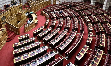 Επιστολική ψήφος: Εισάγεται το νομοσχέδιο στη Βουλή