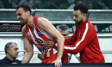 Ολυμπιακός: Χτύπησε και αποχώρησε καταχειροκροτούμενος από το ντέρμπι ο Μιλουτίνοφ (vids)