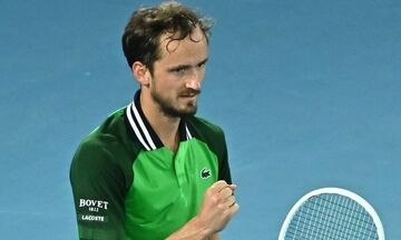Australian Open, Μεντβέντεφ - Ζβέρεφ 3-2: Πρόκριση στον τελικό με απίστευτη ανατροπή