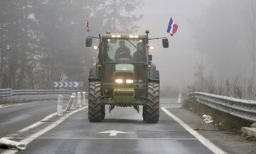 Γαλλία: Η κυβέρνηση σχεδιάζει επιπλέον μέτρα υπέρ των αγροτών ενόψει κλιμάκωσης των κινητοποιήσεων