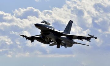 Συντριβή αμερικανικού F-16 ανοικτά της Νότιας Κορέας