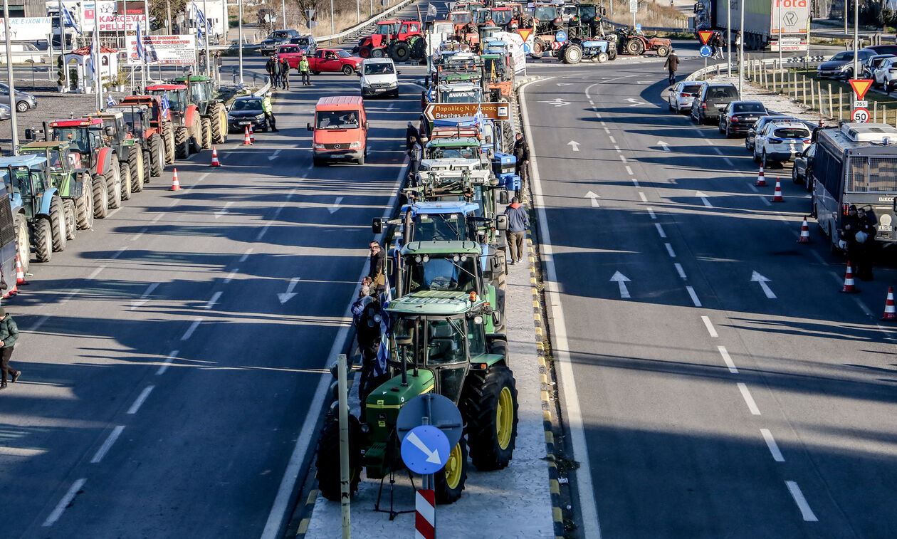 Με 300 τρακτέρ οι αγρότες στην έκθεση Agroticα στη Θεσσαλονίκη