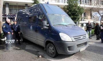 Η Αντιτρομοκρατική ερευνά τον φάκελο με τον εκρηκτικό μηχανισμό στα δικαστήρια της Θεσσαλονίκης