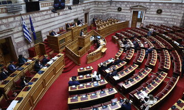 Νομοσχέδιο για γάμο ομόφυλων: Με εντάσεις και ενστάσεις η συζήτηση στη Βουλή –Την Πέμπτη η ψηφοφορία