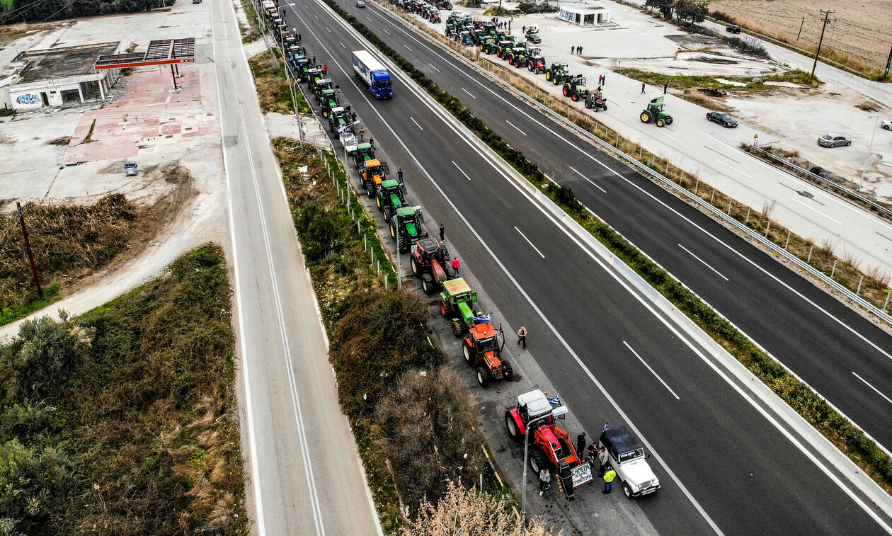 Αγρότες: Ξεκίνησε η κάθοδος για την Αθήνα