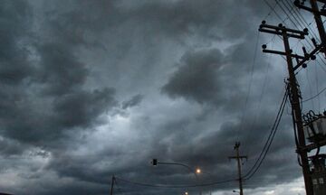 Κακοκαιρία Emil: Ισχυρές καταιγίδες και θυελλώδεις άνεμοι– Ποιες περιοχές θα «χτυπήσει»