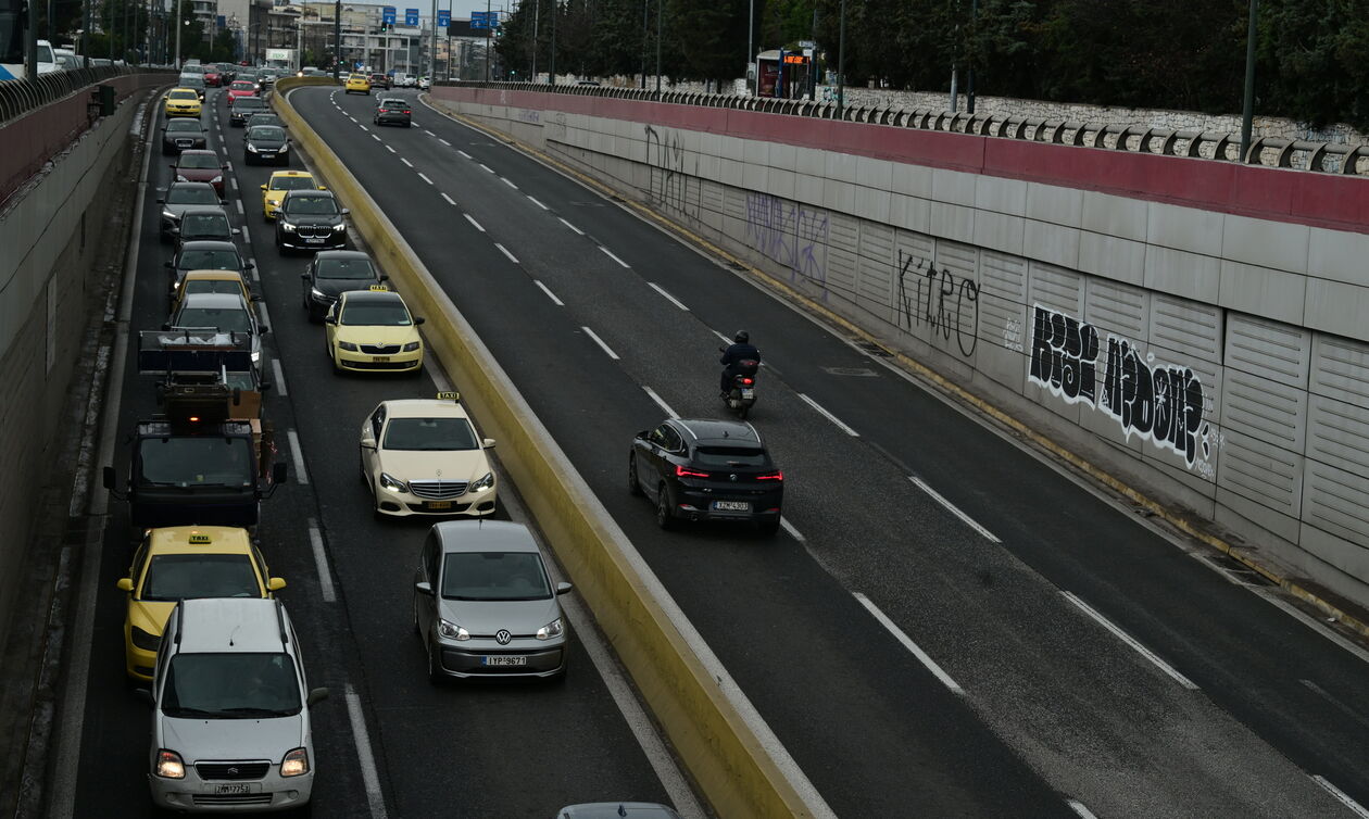 Κρίσιμα ερωτήματα από τον δήμαρχο Κηφισιάς για τη στατικότητα της γέφυρας Βαρυμπόμπης