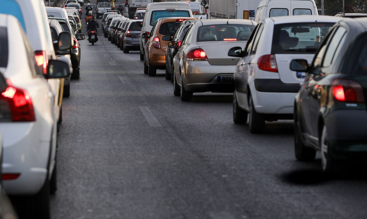 Θέμα χρόνου η κατάθεση της διάταξης για τα τέλη κυκλοφορίας με το μήνα