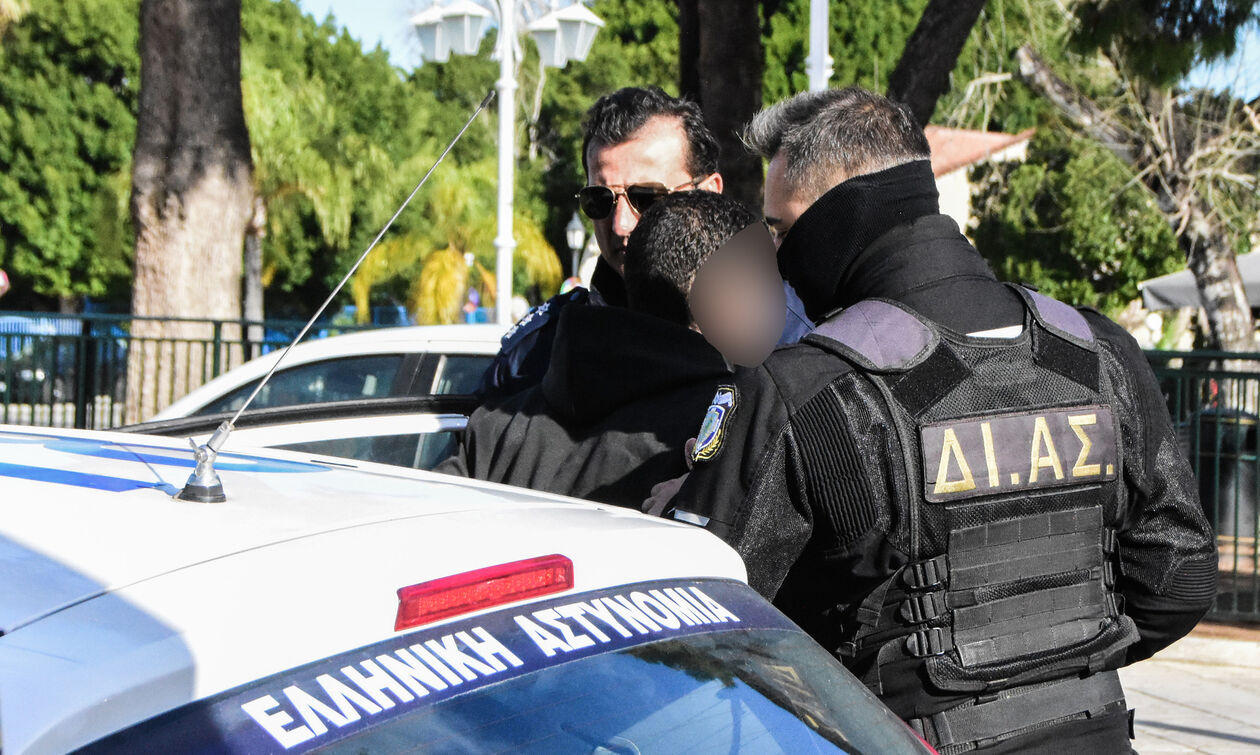 Ερμού: Οδηγήθηκε στη φυλακή ο 32χρονος που μαχαίρωσε την 22χρονη 