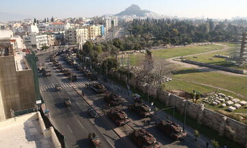 25η Μαρτίου: Κορυφώνονται οι προετοιμασίες - Άρματα στην Εθνική Οδό