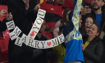 Αγγλία – Βραζιλία: Πρόταση γάμου στις κερκίδες του «Γουέμπλεϊ»