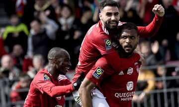 Ligue 1: Εδραιώνονται στην πρώτη τριάδα οι Μπρεστ και Μονακό 