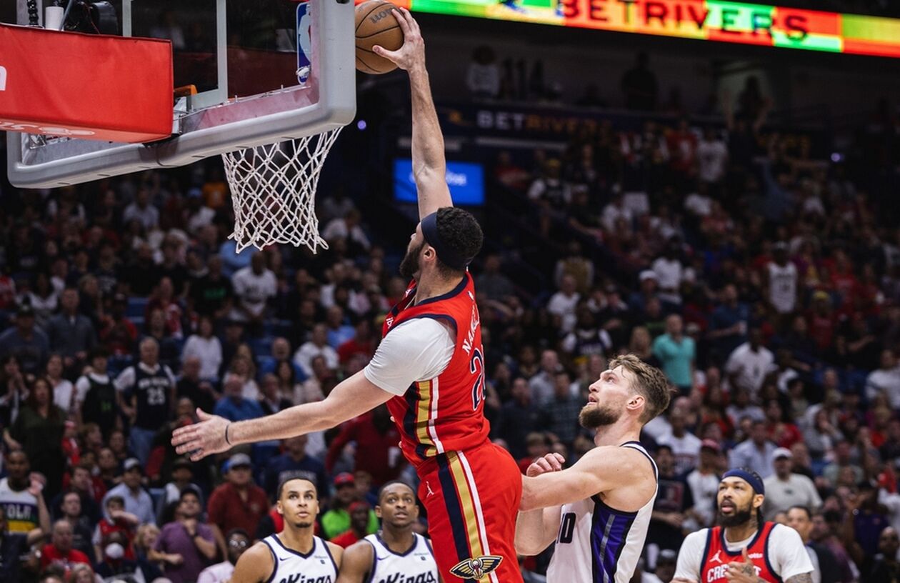 Οι Πέλικανς άφησαν εκτός playoffs τους Κινγκς του Βεζένκοφ