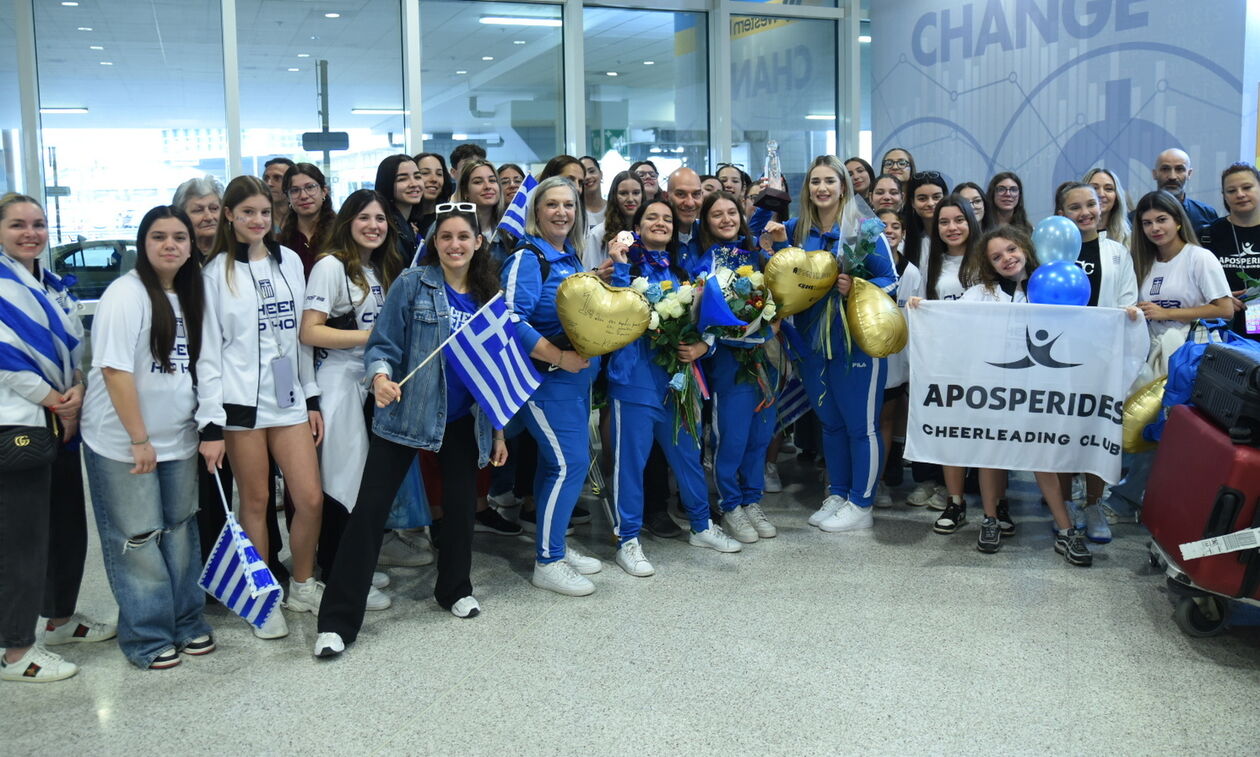 Cheerleading: Αποθέωση στο αεροδρόμιο για τις χάλκινες Γερογιάν και Θανάση (pics)