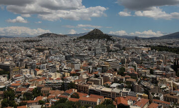 Δήμος Αθηναίων: Παγώνουν οι νέες οικοδομικές άδειες 