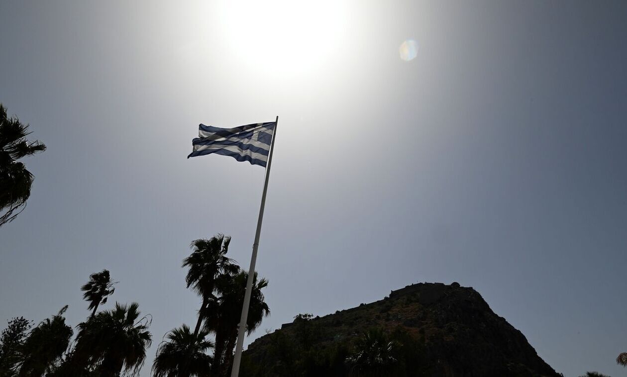 Καιρός: Αίθριος στις περισσότερες περιοχές, νεφώσεις στο νότιο Αιγαίο