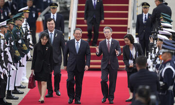 Σύνοδος Κορυφής: Κίνα, Ιαπωνία και Νότια Κορέα στο ίδιο τραπέζι