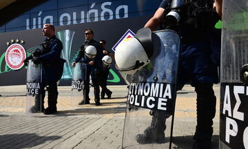 Ολυμπιακός - Φιορεντίνα: Δήλωναν «αντι Ολυμπιακοί» και προσήχθησαν