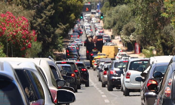 Kίνηση στους δρόμους: Σοβαρές καθυστερήσεις σε Κηφισό και Αττική οδό