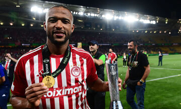 Ολυμπιακός: «Περιμένει τον Μουρίνιο ο Ελ Κααμπί»