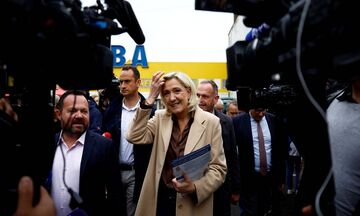 Γαλλία: Ερευνα σε βάρος της Λεπέν για την προεκλογική της εκστρατεία το 2022