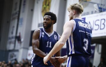 Λιούις: «"Κλειδί" το ότι όλοι μείναμε ενωμένοι - Πρέπει να συνεχίσουμε έτσι»