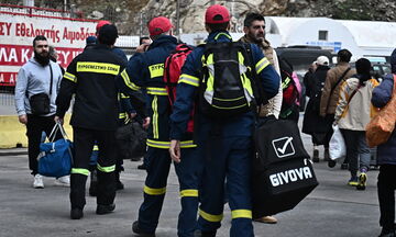 Φωτιά στην Κάρυστο: Εστάλη μήνυμα 112 στους κατοίκους