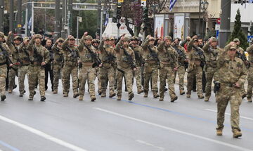 Ανακοινώνονται αυξήσεις για τους ένστολους   