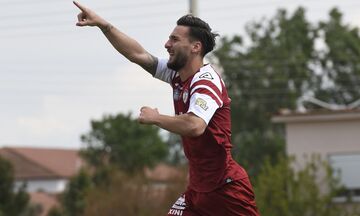 Καμπανιακός - ΑΕΛ | 0-2, αμαρκάριστος εκτελεί με κεφαλιά ο Μπαγκαλιάνης (vid)