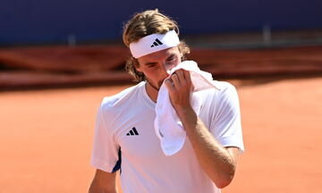 Barcelona Open: Εγκατέλειψε ο Τσιτσιπάς