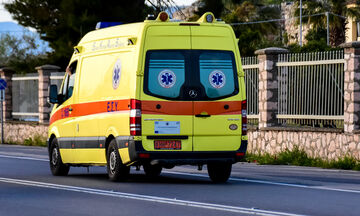 Θεσσαλονίκη: Τρεις τραυματίες ύστερα από τρελή πορεία αυτοκινήτου 