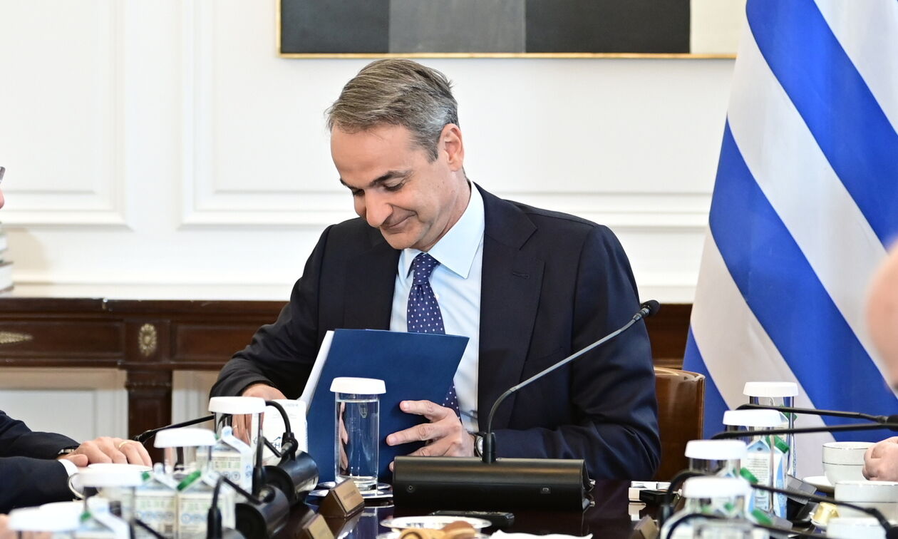 Στο Άμπου Ντάμπι ο Κυριάκος Μητσοτάκης αν προκριθούν στον τελικό Ολυμπιακός-Παναθηναϊκός (vid)