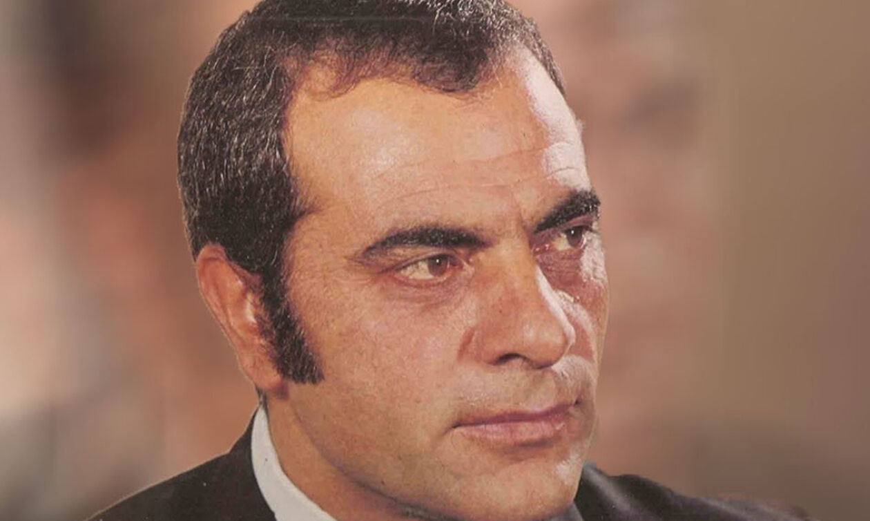 «Υπάρχω» - Ποιος γνωστός τραγουδιστής θα το έλεγε πριν από τον Καζαντζίδη