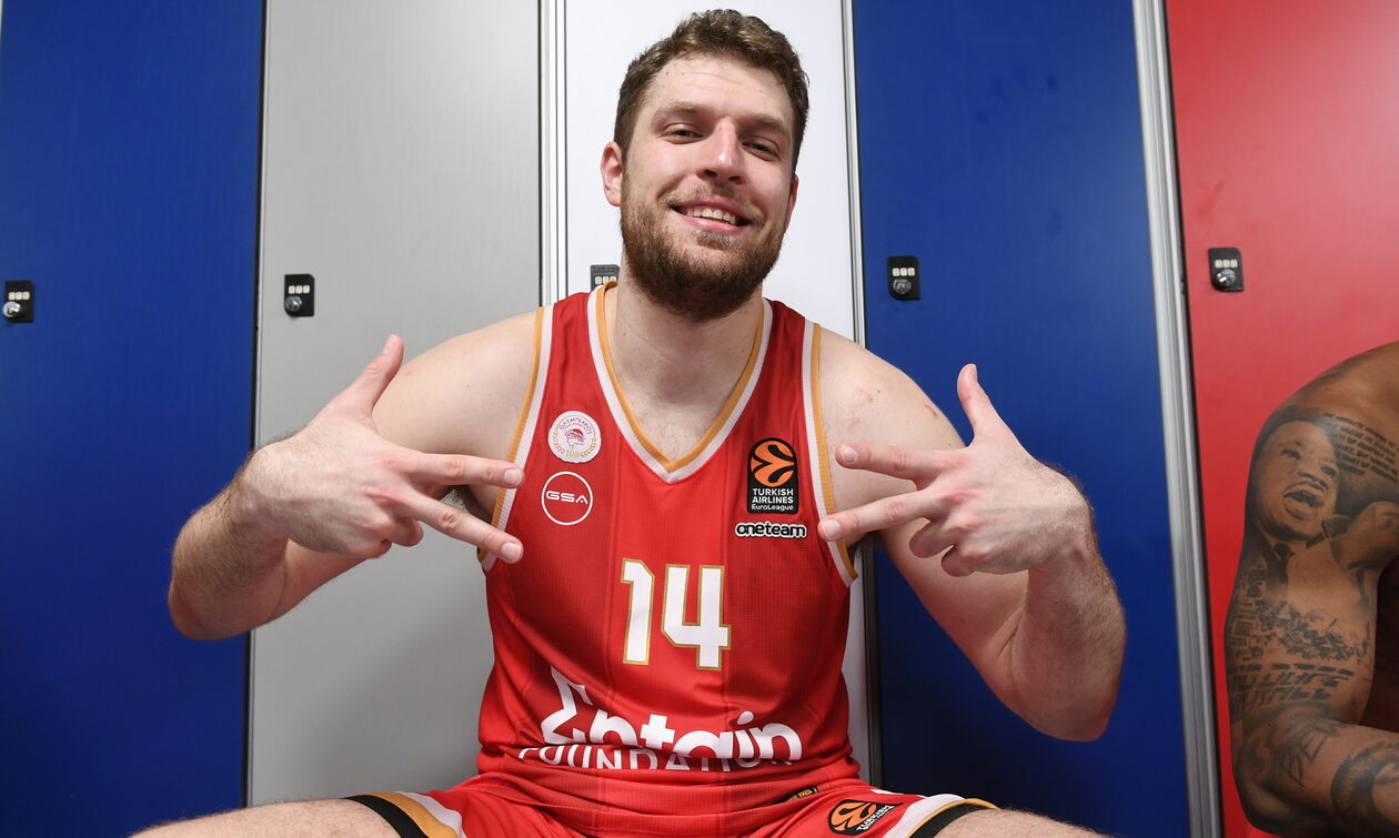 Βεζένκοφ: MVP των play off της EuroLeague