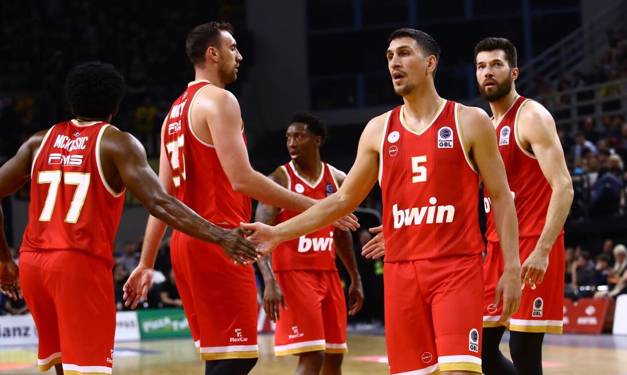 ΑΕΚ - Ολυμπιακός 64-90: Πέρασε στους τελικούς και τώρα φάιναλ φορ! (highlights)