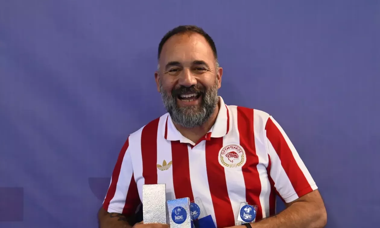 Γέμελος: «Ο Ολυμπιακός είναι ένας και ενιαίος, δώρο το πρωτάθλημα για τα 100 χρόνια»