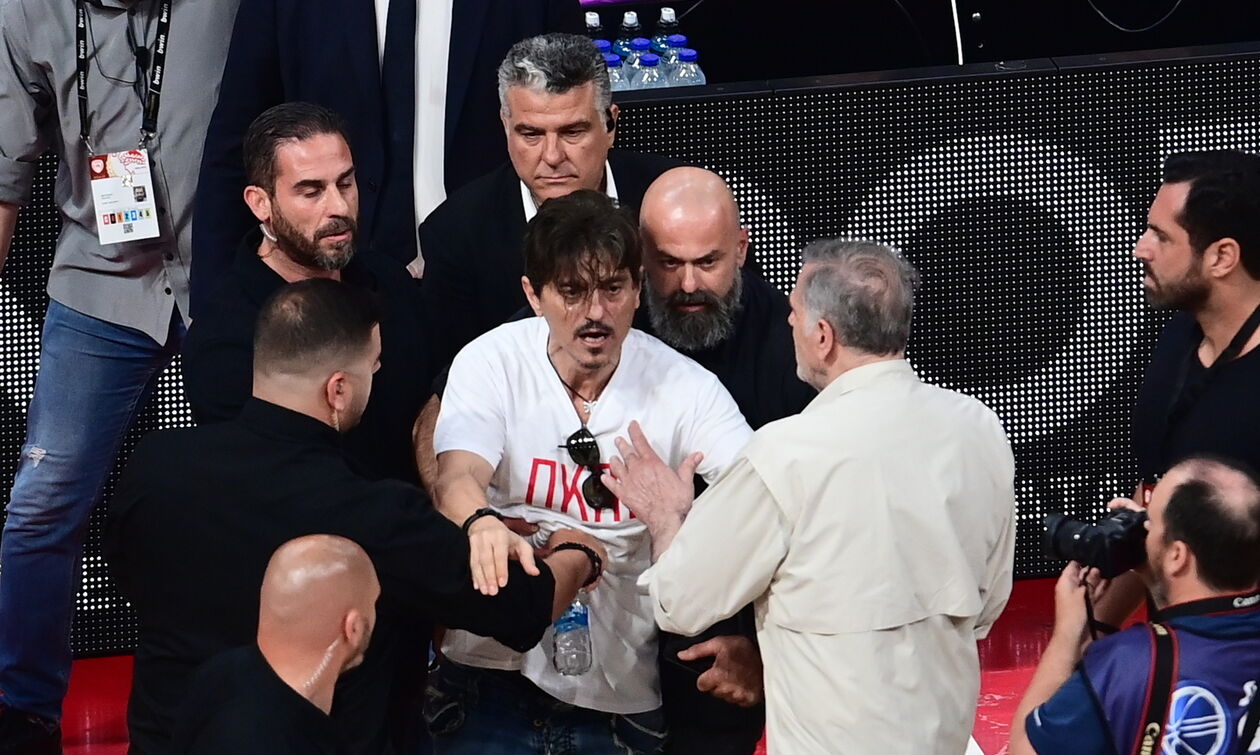 ΚΑΕ Ολυμπιακός: «Με εισαγγελική απόφαση προς σύλληψη ο Δημήτρης Γιαννακόπουλος, έφυγε τρέχοντας»