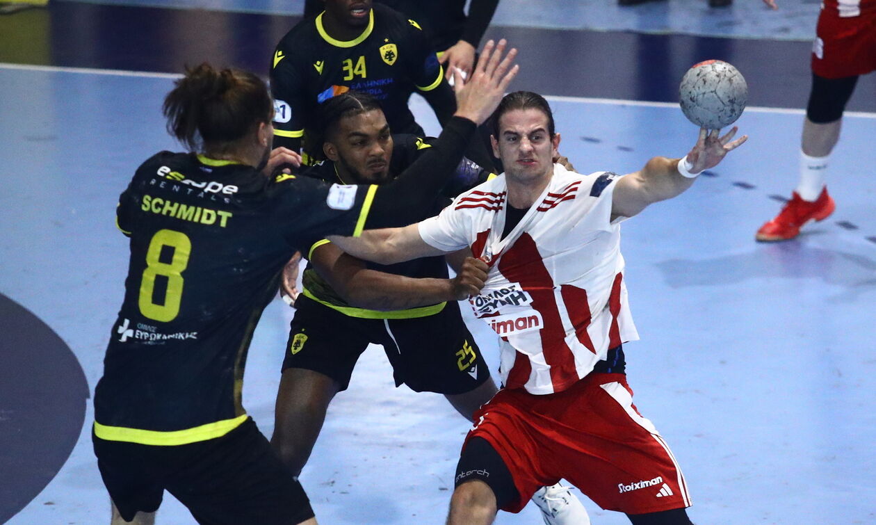 ΑΕΚ - Ολυμπιακός 27-32: Τα highlights της αναμέτρησης 