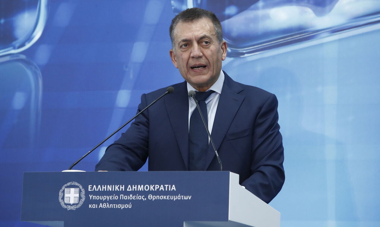 Νέες δηλώσεις Βρούτση: «Αν δεν καθίσουν στο ίδιο τραπέζι, θα υπάρξει η λήξη του πρωταθλήματος»